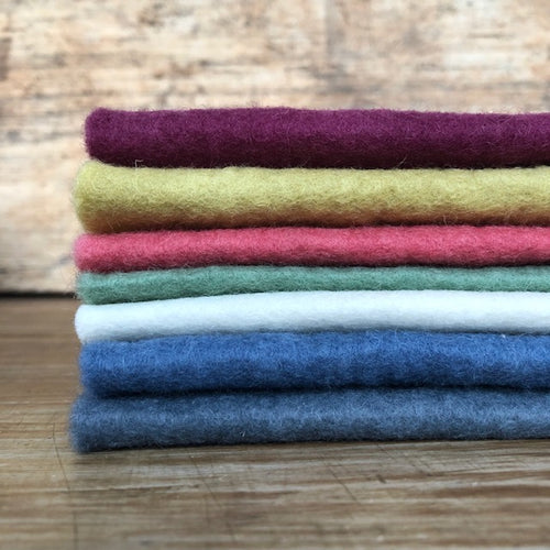 7 piece bundle ~ Winter colours ~ various sizes
